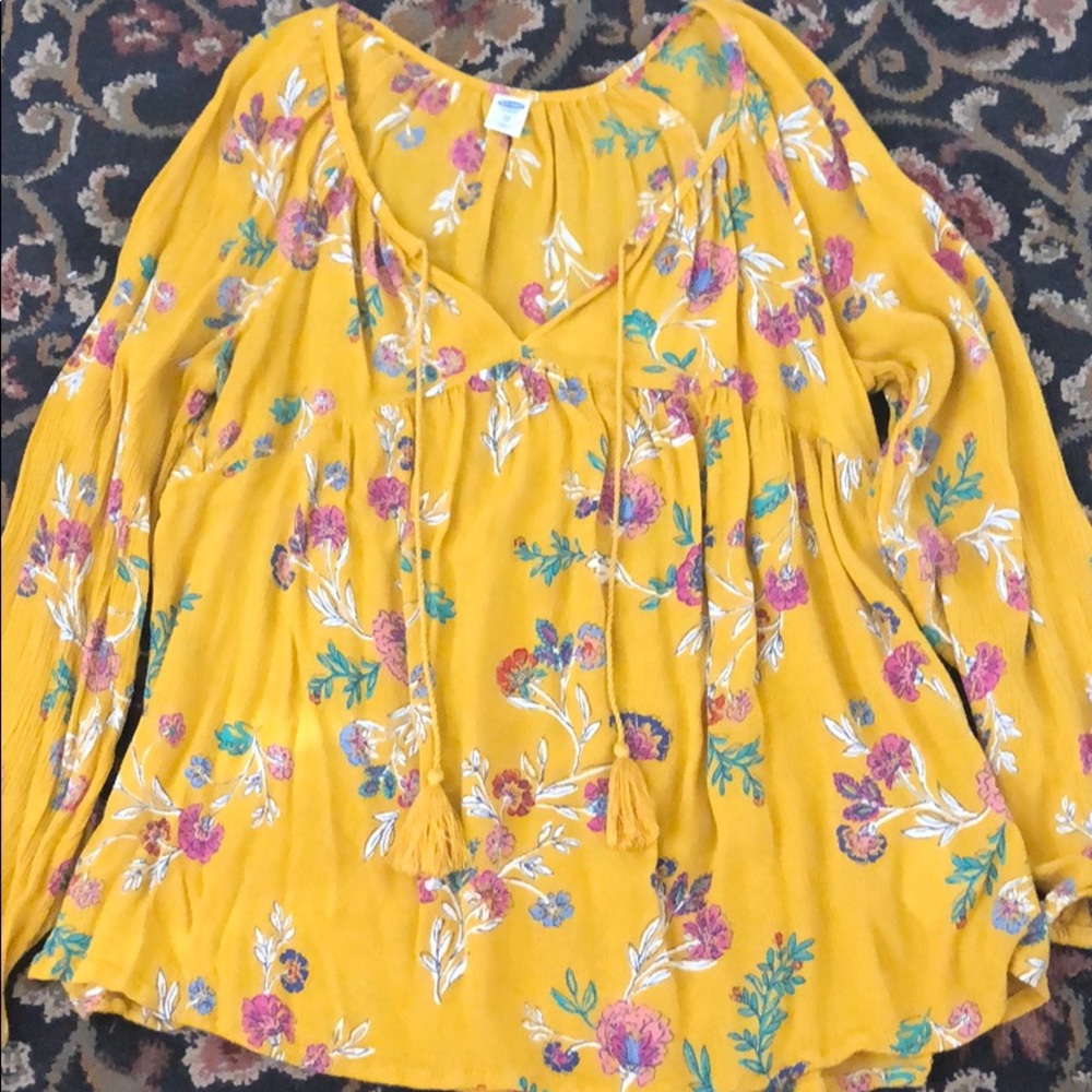 Women’s tassel tie blouse